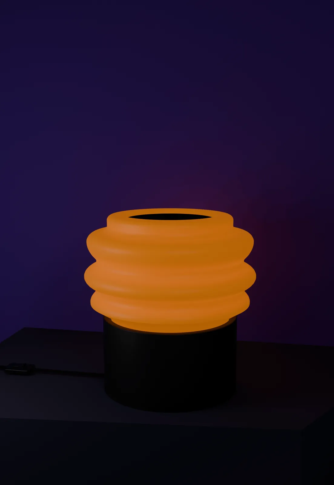 Glïnt & Glönt — La lampe allumée, lumière orange.